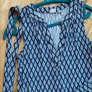 GAP Navy and White Patterned Blouse